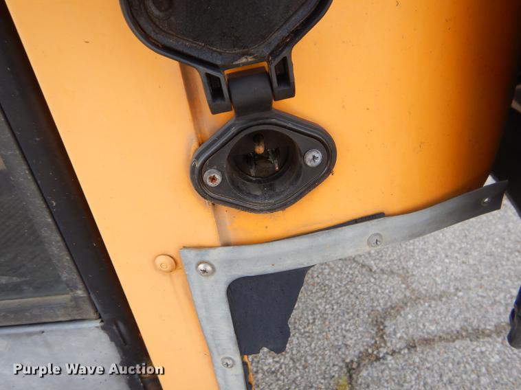 image for item ED9329 2005 Blue Bird All American school bus