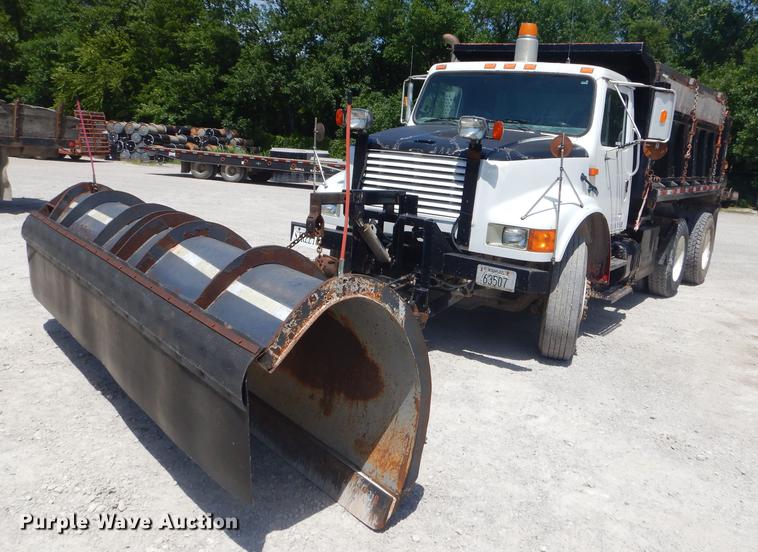 image for item ED9364 1991 International 4900 dump truck