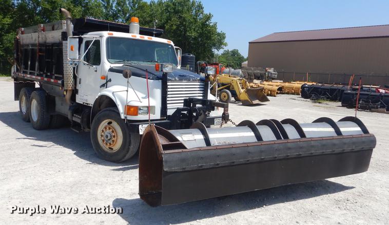 image for item ED9364 1991 International 4900 dump truck