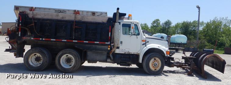 image for item ED9364 1991 International 4900 dump truck