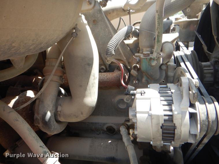 image for item ED9364 1991 International 4900 dump truck