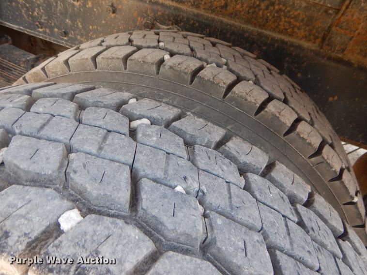 image for item ED9364 1991 International 4900 dump truck