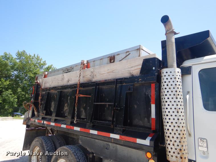 image for item ED9364 1991 International 4900 dump truck