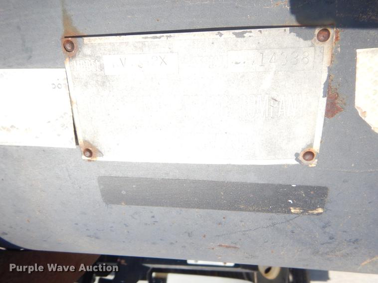 image for item ED9364 1991 International 4900 dump truck