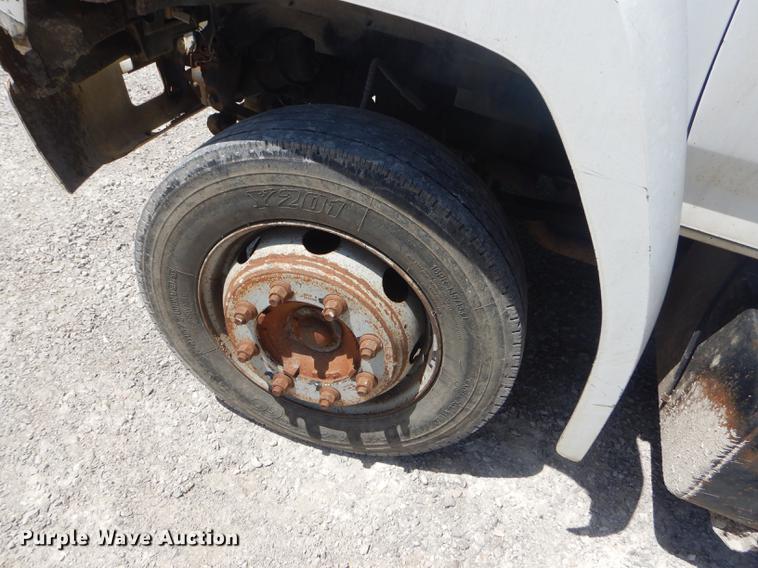 image for item ED9365 1990 Ford F600 dump flatbed truck