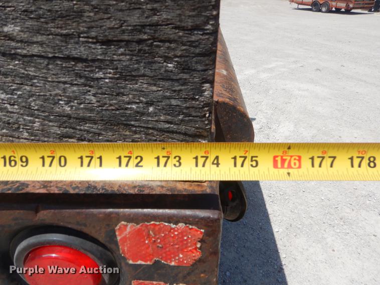 image for item ED9365 1990 Ford F600 dump flatbed truck