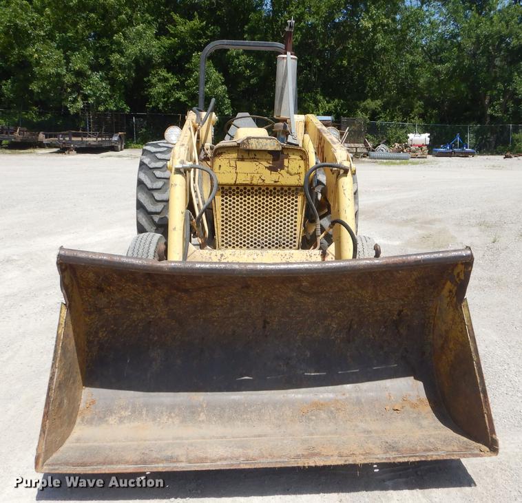 image for item ED9367 Ford 4500 tractor