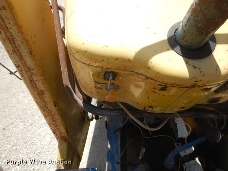 image for item ED9367 Ford 4500 tractor