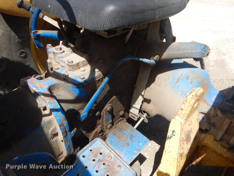 image for item ED9367 Ford 4500 tractor