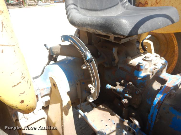 image for item ED9367 Ford 4500 tractor