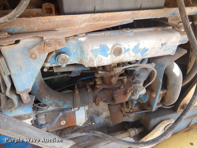 image for item ED9367 Ford 4500 tractor