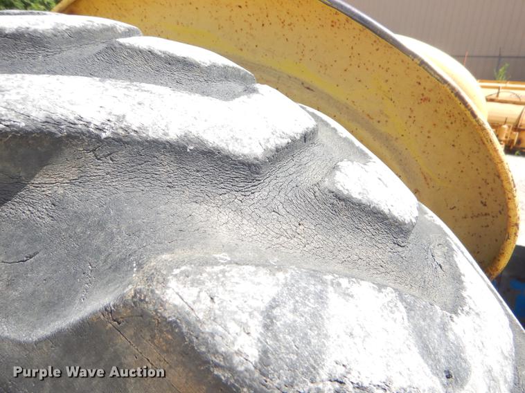 image for item ED9367 Ford 4500 tractor