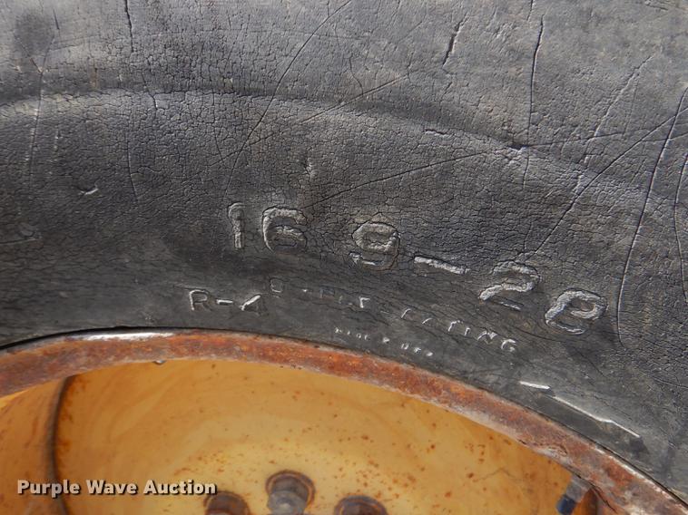 image for item ED9367 Ford 4500 tractor