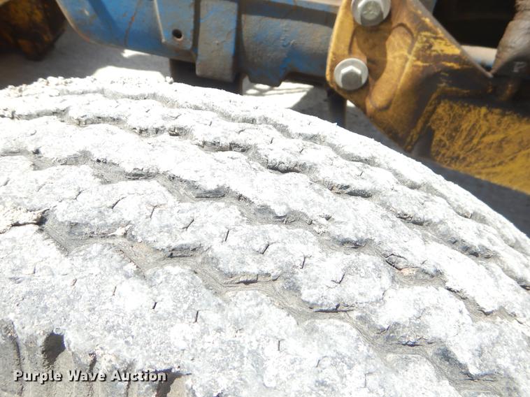 image for item ED9367 Ford 4500 tractor