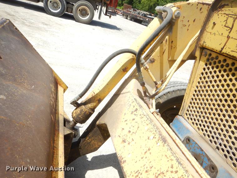 image for item ED9367 Ford 4500 tractor