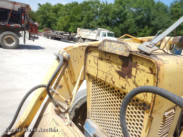 image for item ED9367 Ford 4500 tractor