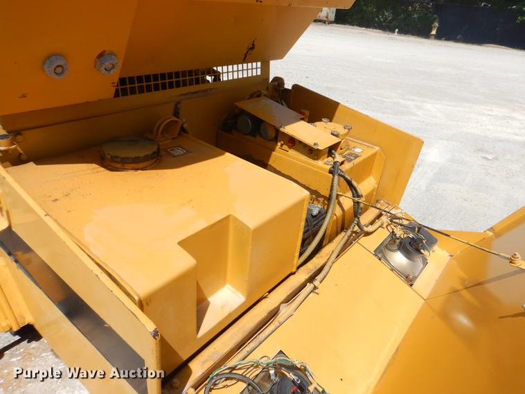 image for item ED9372 Caterpillar CB224B double drum vibratory roller