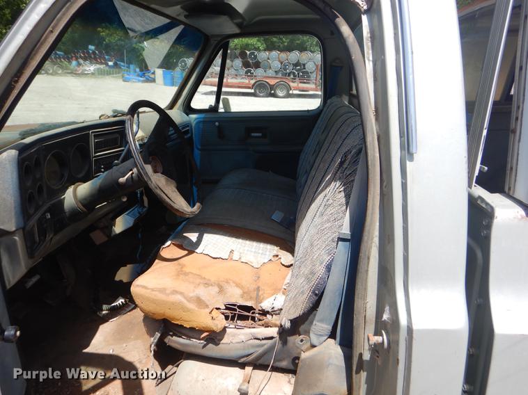 image for item ED9374 1980 Chevrolet C10 pickup truck