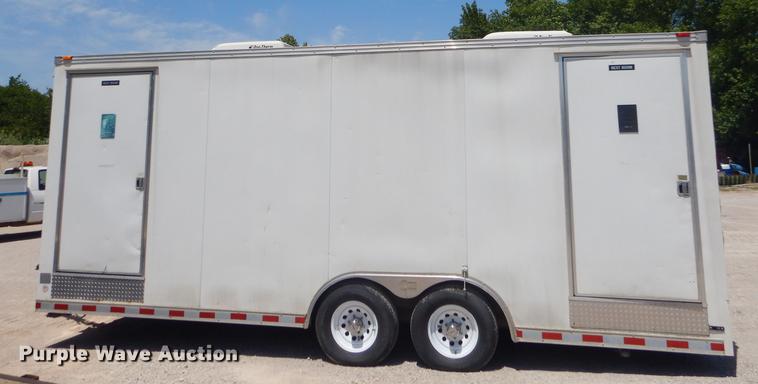 image for item ED9375 2005 Pace American CQ8520TA3 restroom trailer