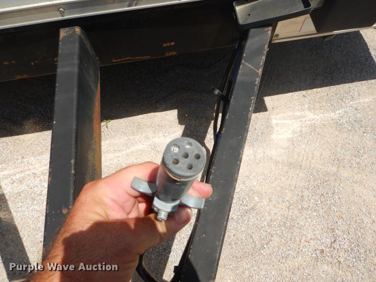 image for item ED9375 2005 Pace American CQ8520TA3 restroom trailer