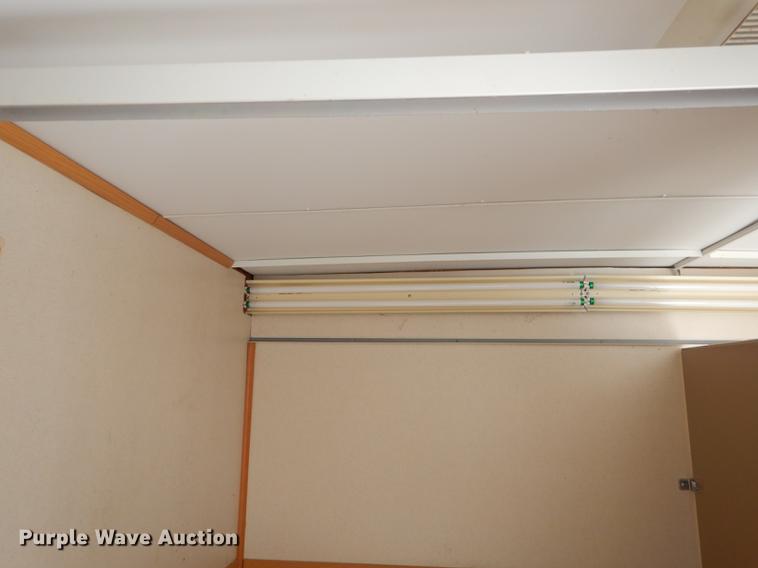 image for item ED9375 2005 Pace American CQ8520TA3 restroom trailer