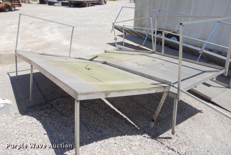 image for item ED9375 2005 Pace American CQ8520TA3 restroom trailer