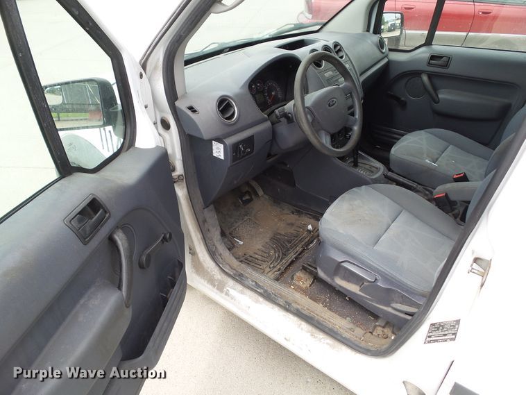 image for item EM9200 2011 Ford Transit Connect XL van