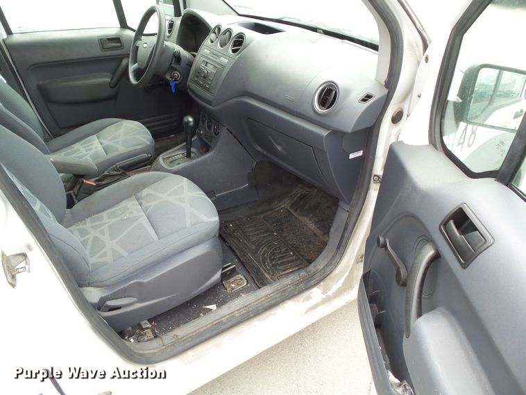 image for item EM9200 2011 Ford Transit Connect XL van