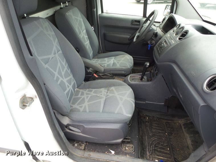 image for item EM9200 2011 Ford Transit Connect XL van