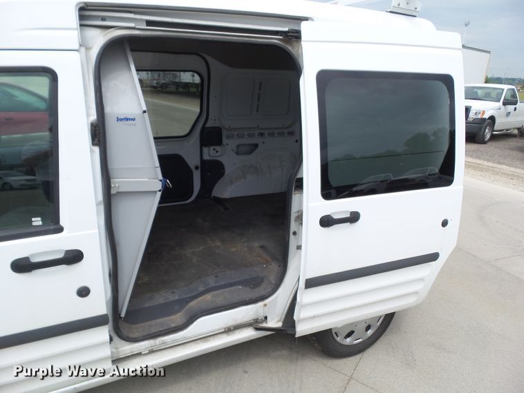image for item EM9200 2011 Ford Transit Connect XL van