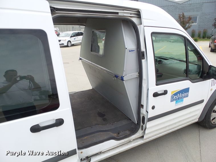 image for item EM9200 2011 Ford Transit Connect XL van