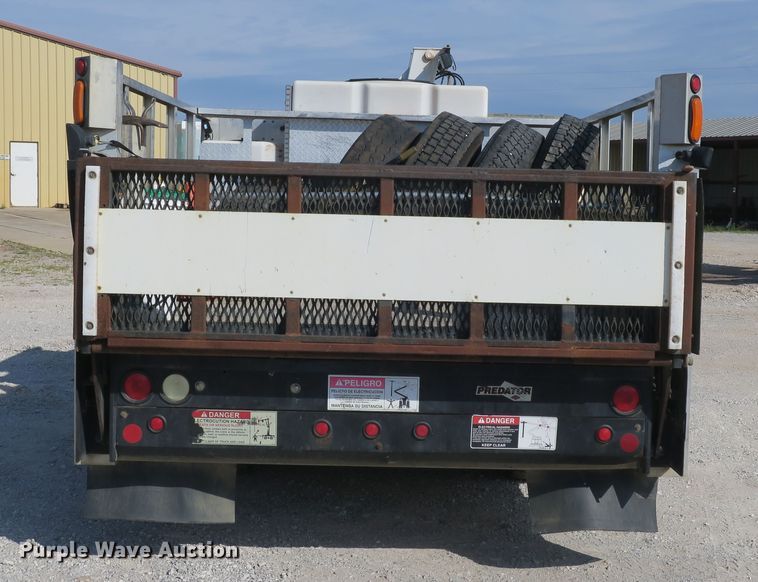 image for item EO9496 2009 Ford F550 Super Duty XL service truck with crane