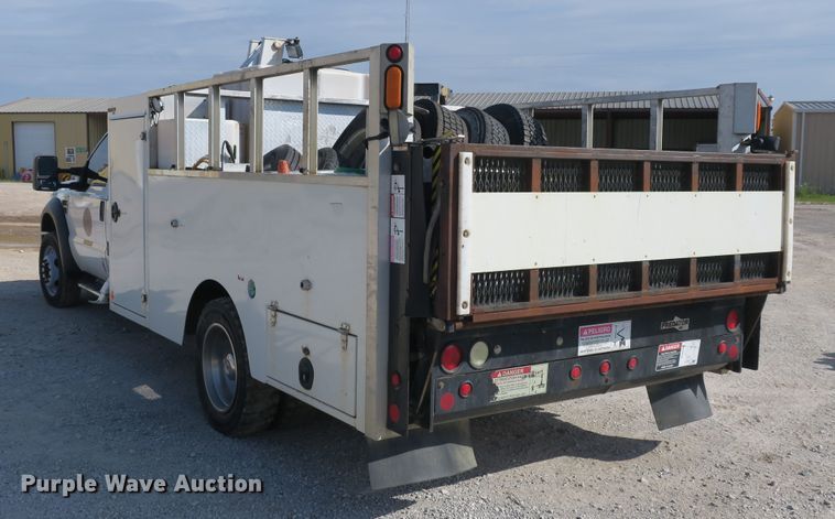 image for item EO9496 2009 Ford F550 Super Duty XL service truck with crane