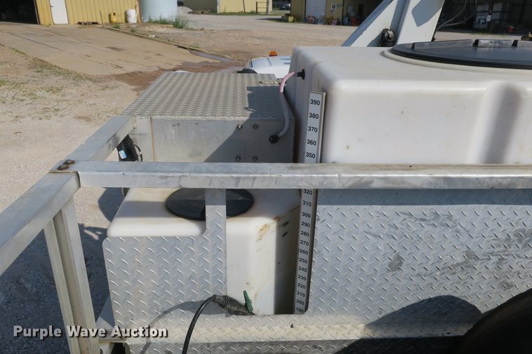 image for item EO9496 2009 Ford F550 Super Duty XL service truck with crane