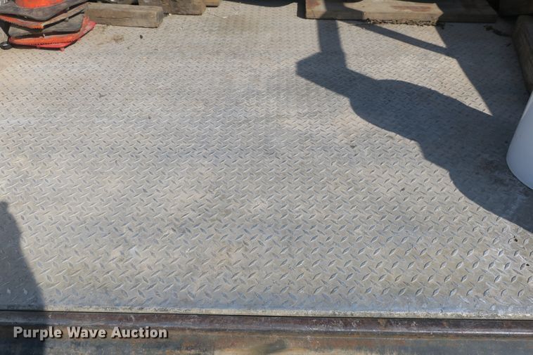 image for item EO9496 2009 Ford F550 Super Duty XL service truck with crane