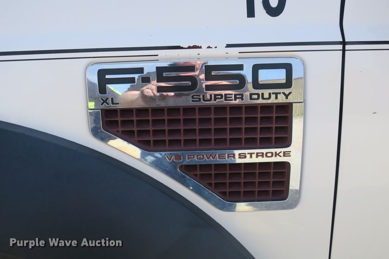 image for item EO9496 2009 Ford F550 Super Duty XL service truck with crane