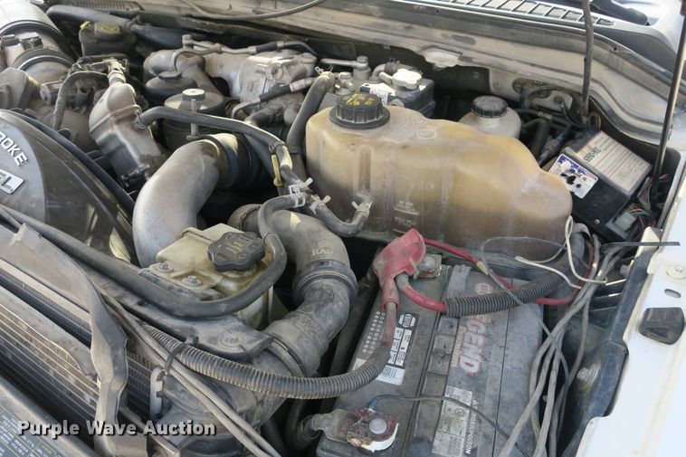 image for item EO9496 2009 Ford F550 Super Duty XL service truck with crane