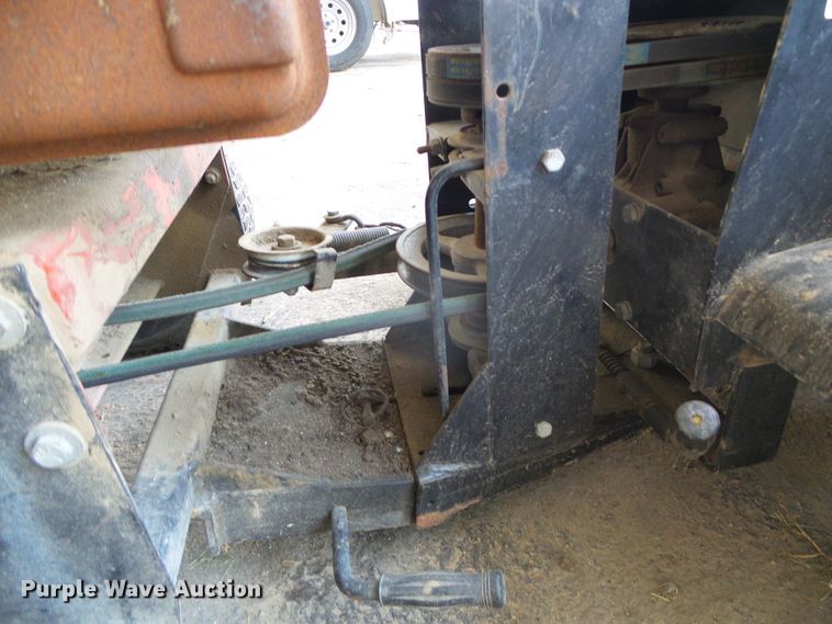 image for item EQ9102 Ex Mark RS-52SSW lawn mower