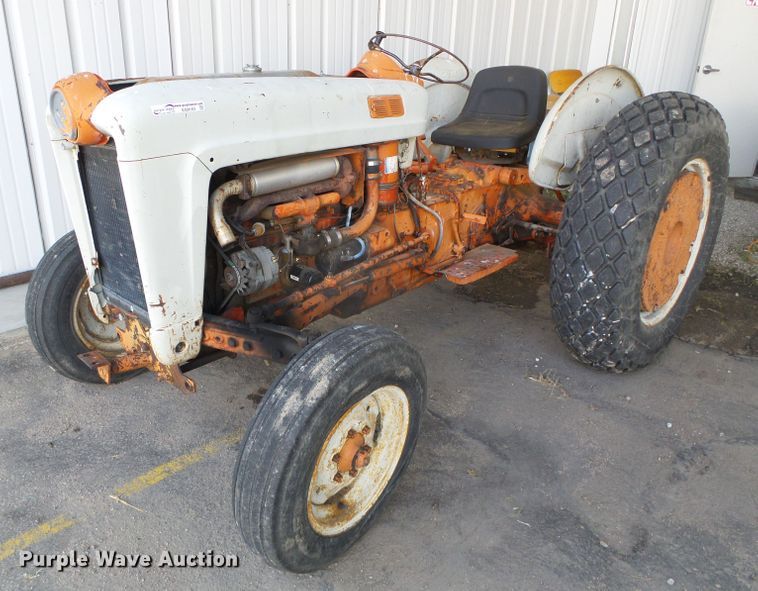 image for item EQ9103 Ford tractor