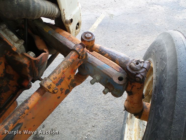 image for item EQ9103 Ford tractor