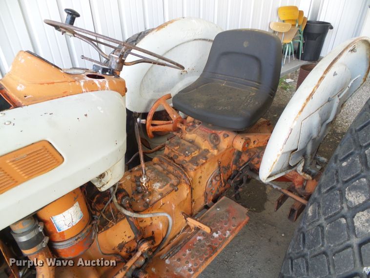 image for item EQ9103 Ford tractor