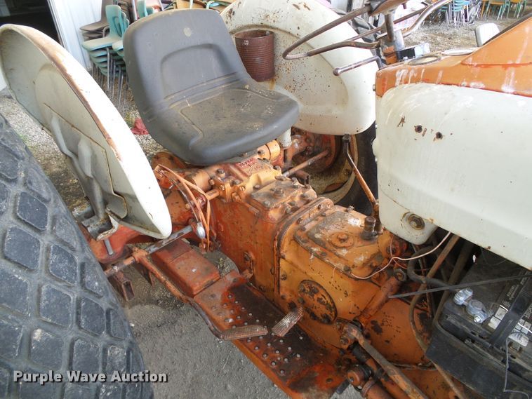 image for item EQ9103 Ford tractor