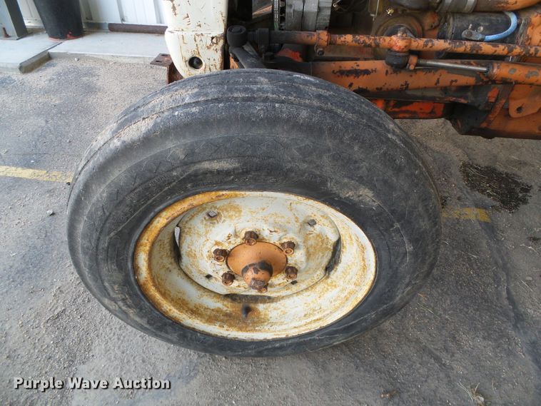 image for item EQ9103 Ford tractor