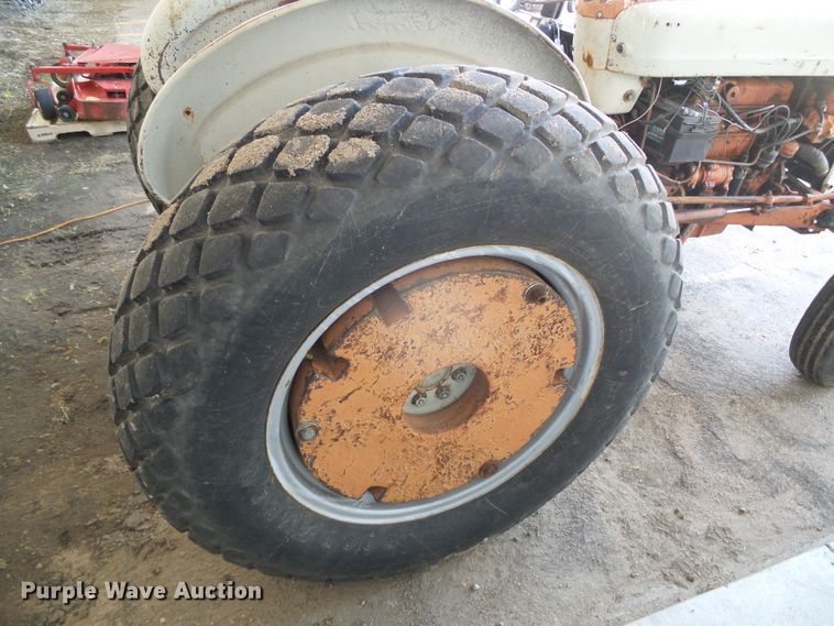 image for item EQ9103 Ford tractor