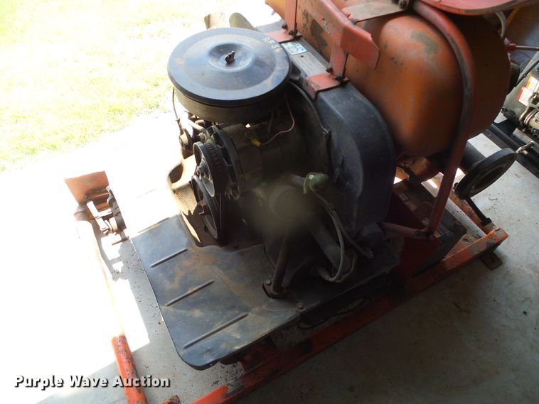 image for item EQ9104 (2) pumps