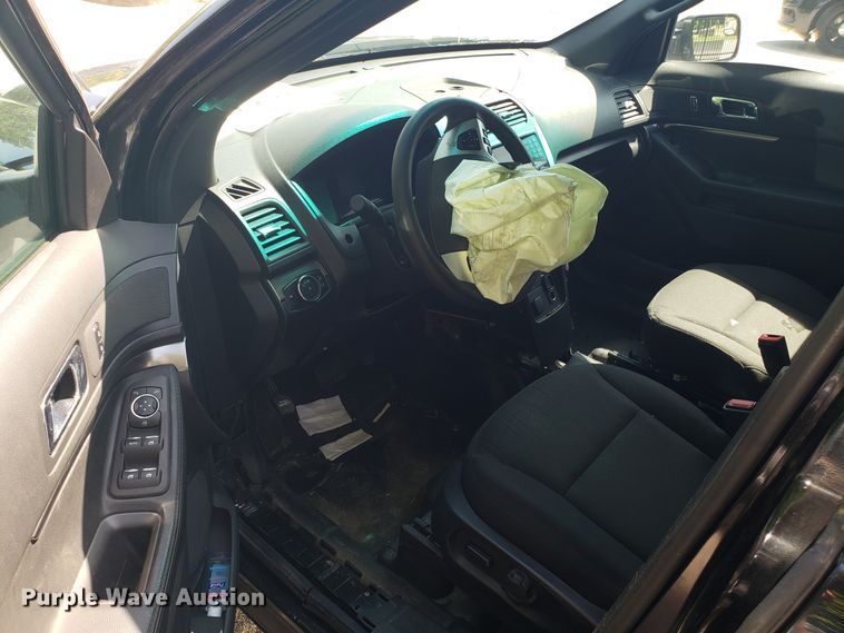 image for item ET9769 2015 Ford Explorer Police Interceptor SUV