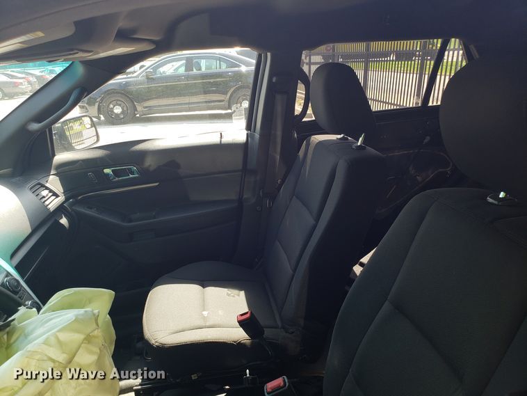 image for item ET9769 2015 Ford Explorer Police Interceptor SUV