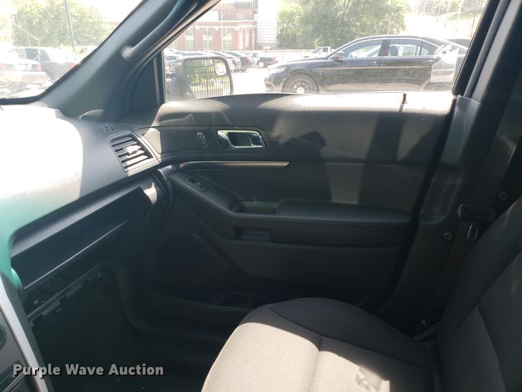 image for item ET9769 2015 Ford Explorer Police Interceptor SUV