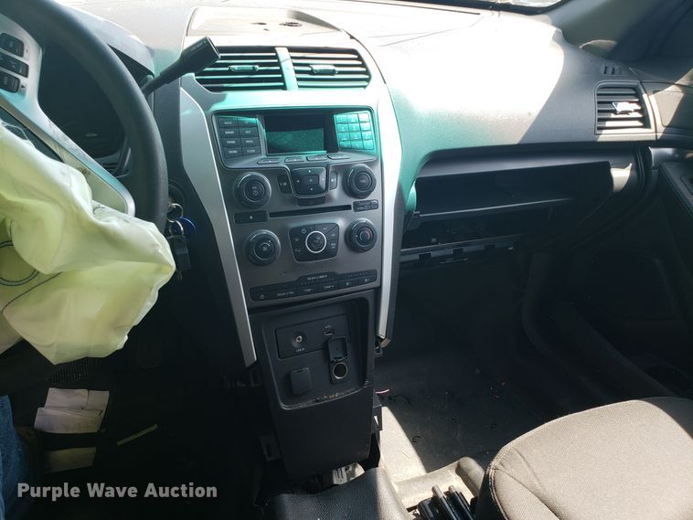 image for item ET9769 2015 Ford Explorer Police Interceptor SUV