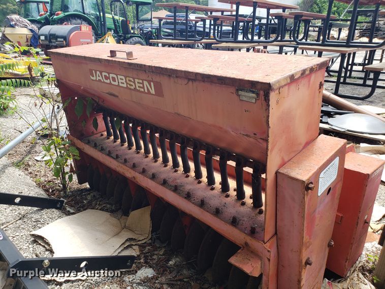 image for item ET9785 Jacobsen seeder